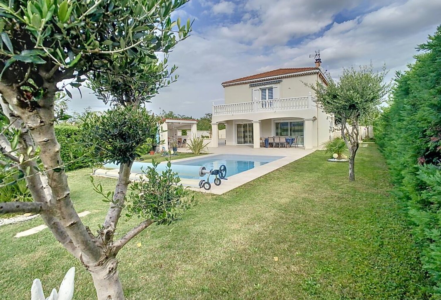 Maison Bourg-les-Valence — photo 1