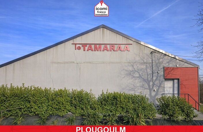 FINISTERE - Plougoulm (29250) - A VENDRE - BATIMENT DE 500M² TOUT USAGE SUR +2200M² DE TERRAIN CONSTRUCTIBLE - USAGE ACTUELLE SALLE DE RECEPTION - PARKING - RARE - SPECIAL INVESTISSEUR — photo 3