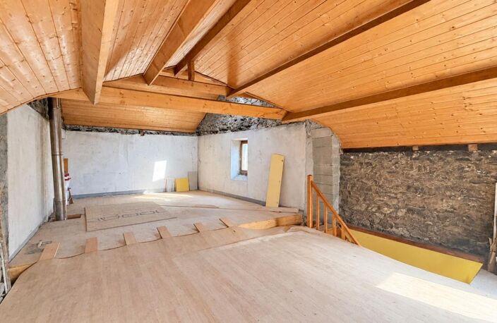 Maison 135 m² à réinventer – Un potentiel exceptionnel sur 3 niveaux — photo 3