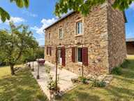 Maison au calme avec grand terrain de 1,8 hectare – Un cadre de vie privilégié — photo 2
