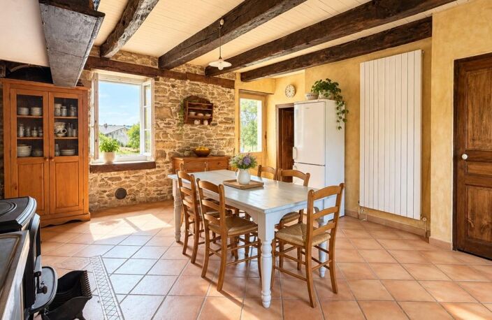 Maison au calme avec grand terrain de 1,8 hectare – Un cadre de vie privilégié — photo 4