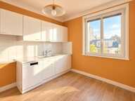 HYPER CENTRE - Appartement 75m2 avec vue mer / Balcon - Ascenseur — photo 4