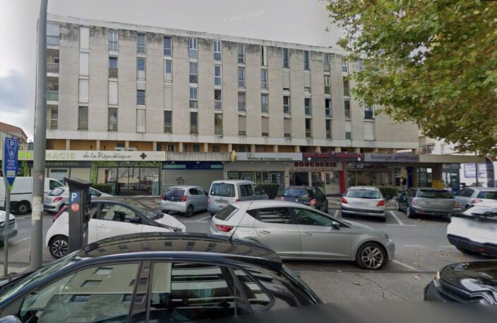 AUBAGNE – VENTE DES MURS COMMERCIAUX D’UNE BOULANGERIE – 250 m² environ — photo 3