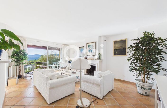 VUE MER - DOMAINE AVEC PISCINE - 2 CHAMBRES - GARAGE — photo 5
