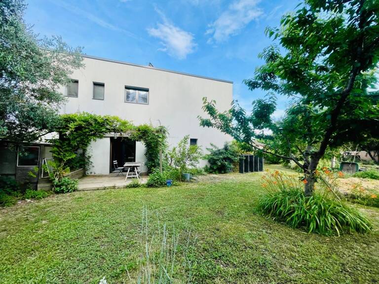 Maison d’architecte 155 m² – DPE A – De l’espace pour vos projets — photo 1
