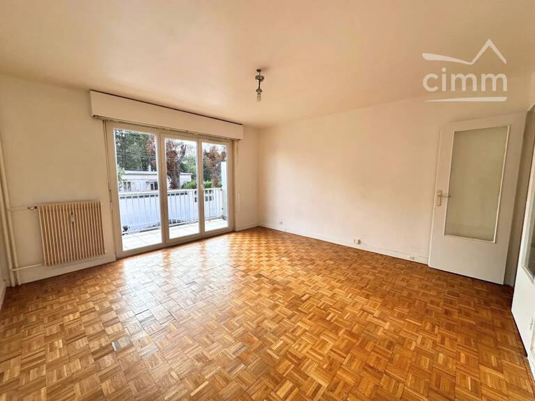 Appartement T1 non meublé spacieux avec balcon — photo 1