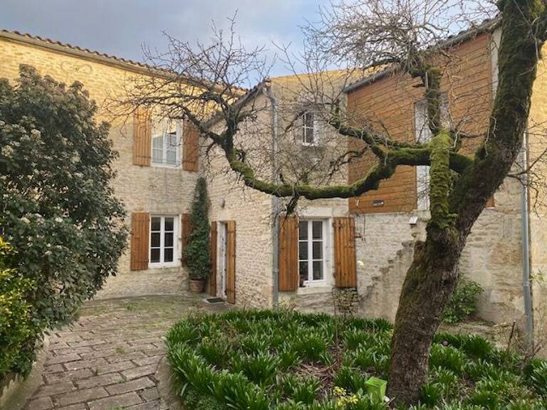 Maison À Vendre — photo 1