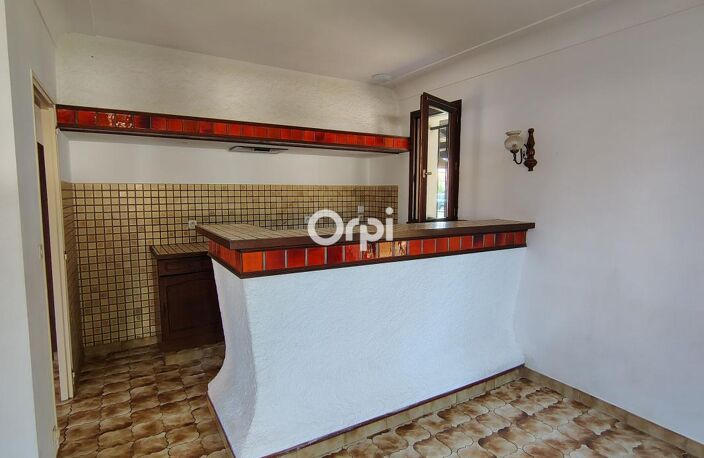 BREUILLET – Maison de plain-pied avec garage et véranda — photo 5