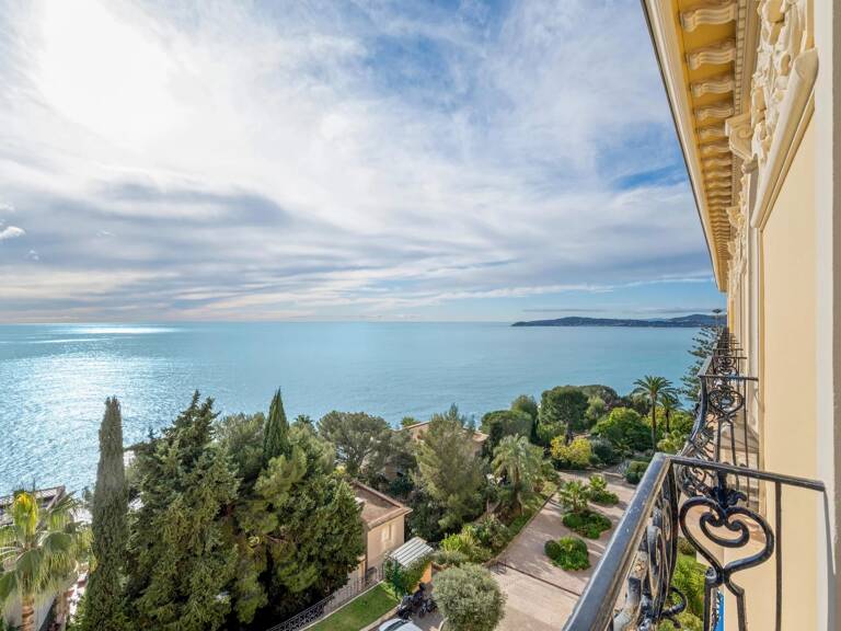 LOCATION SAISONNIÈRE – APPARTEMENT DE PRESTIGE À CAP-D’AIL — photo 1