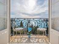 LOCATION SAISONNIÈRE – APPARTEMENT DE PRESTIGE À CAP-D’AIL — photo 2