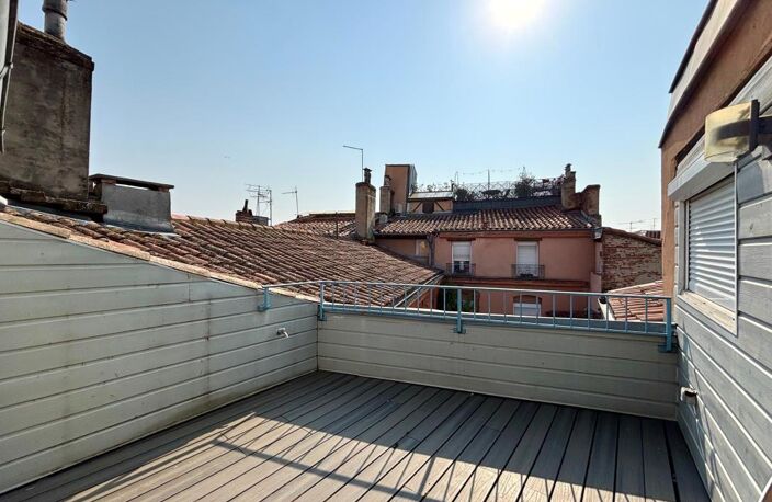 Toulouse Bourse Appartement T5 dans immeuble de caractère avec terrasse garage ascenseur — photo 4