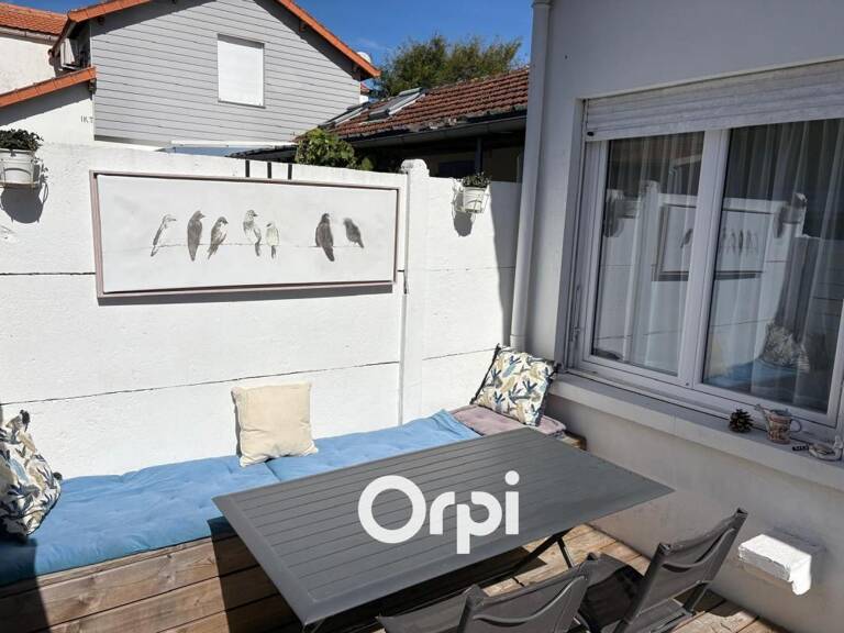 MAISON 3 PIECES + PATIO - 100 M MER — photo 1