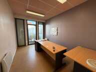 Appartement ou local commercial d'environ 139m2 SAINT GEORGES DE DIDONNE CENTRE — photo 4