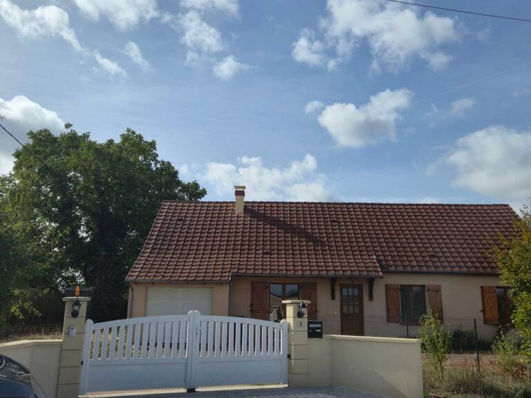 Maison de 100m2 à louer sur Pougny — photo 1