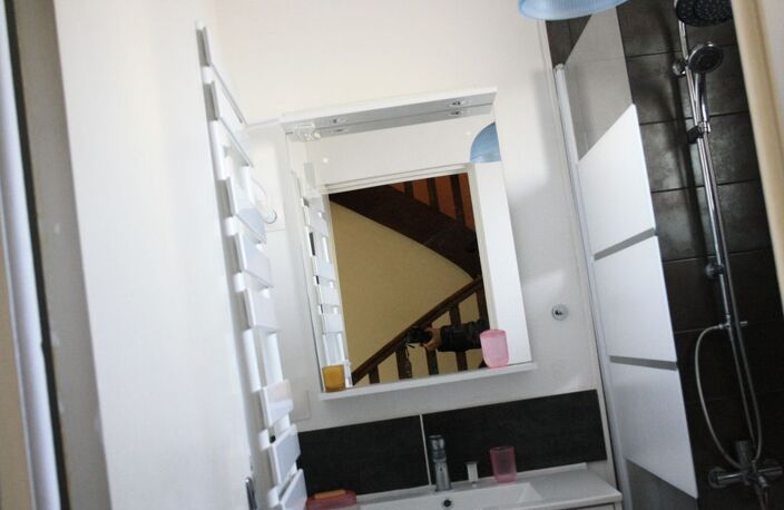 Maison de 85m2 à louer sur Trélévern — photo 5