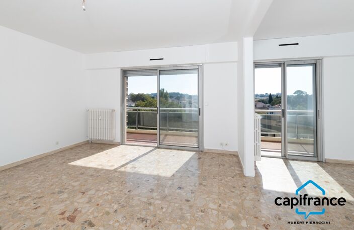 Aiguillon, Toulon, Appartement T3/4 de 85m2 Exposé Sud dernier étage, ascenseur, traversant — photo 4