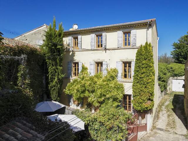 Magnifique Maison de Caractère, Proximité centre ville, calme, sans vis à vis, piscine, garage, annexe sur 462m2 de terrain — photo du bien