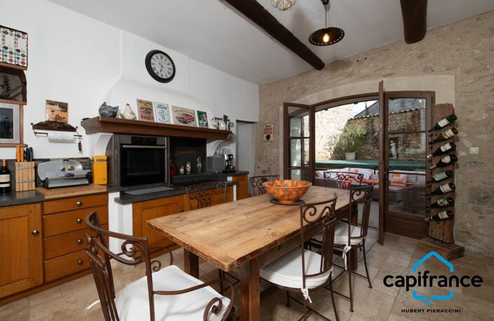 Magnifique Maison de Caractère, Proximité centre ville, calme, sans vis à vis, piscine, garage, annexe sur 462m2 de terrain — photo 4
