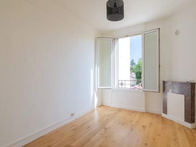 Appartement T1 à vendre a LIVRY GARGAN (93) — photo du bien