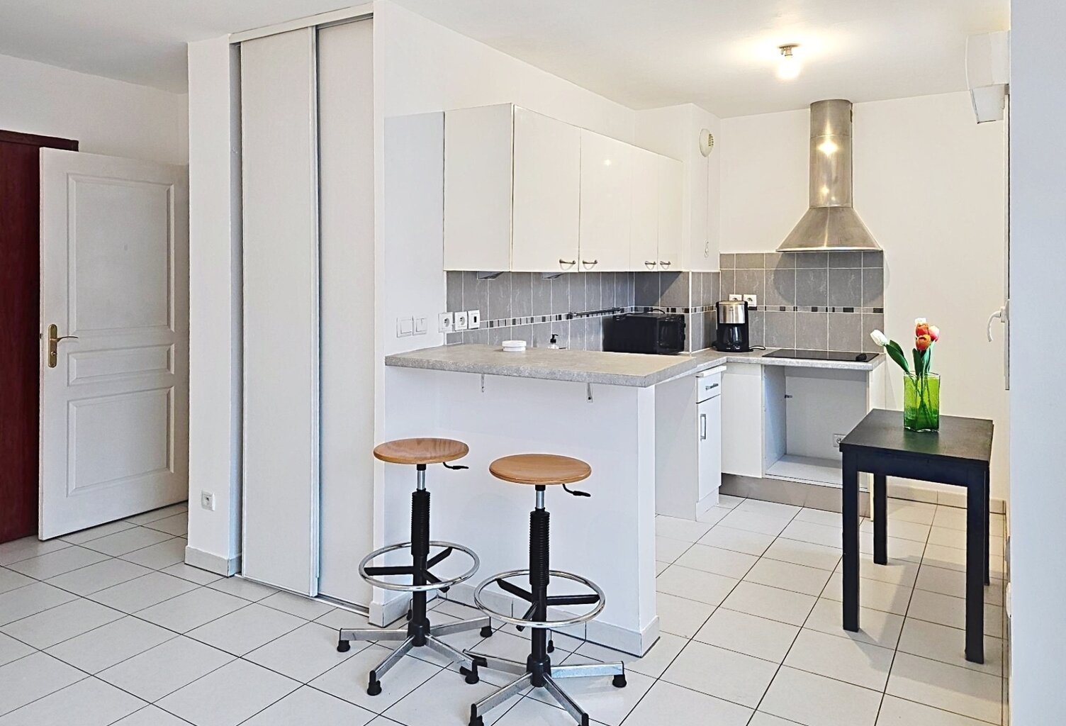 Meaux-Studio prêt à vivre-idéal premier achat ou investissement locatif — photo 1