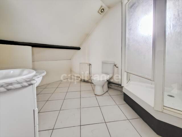 FAUVERNEY - Maison de 95 m² avec beau potentiel — photo du bien