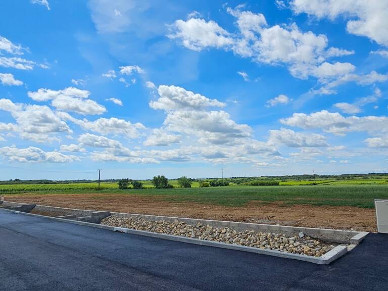 Terrain à vendre de 1008  ALIGNAN DU VENT (34) — photo 1