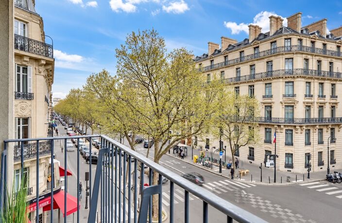 Exclusivité - A vendre - Appartement très lumineux - Balcon - 5 pièces - 4 chambres possibles - Cuisine indépendante - Cave et Parking - Adresse prestigieuse — photo 4
