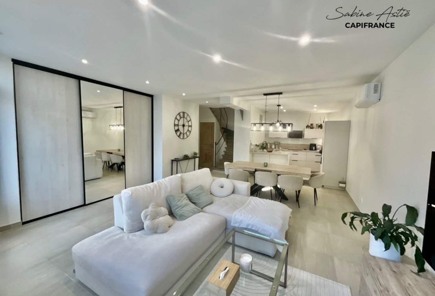 Châtillon - Maison de village entièrement rénovée de 128,79 m² - 3 chambres - DPE A — photo 1