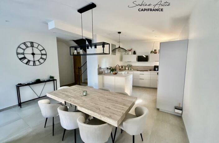 Châtillon - Maison de village entièrement rénovée de 128,79 m² - 3 chambres - DPE A — photo 2