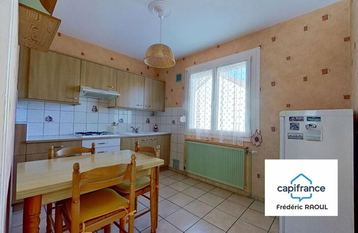 NUITS-SAINT-GEORGES – MAISON 4 CHAMBRES DANS UNE IMPASSE AU CALME — photo 3