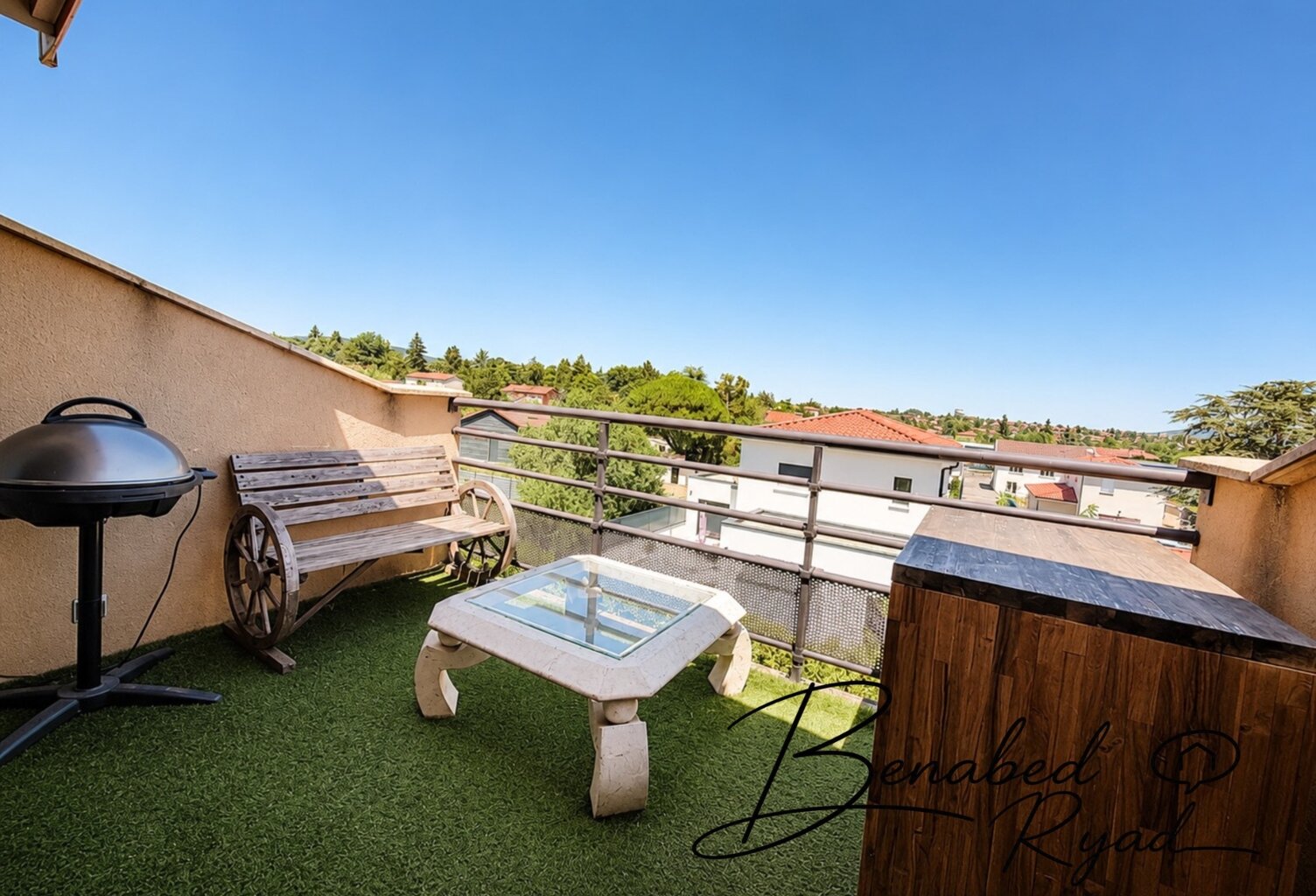 CRAPONNE 3 pièces avec balcon et parking (69) — photo 1
