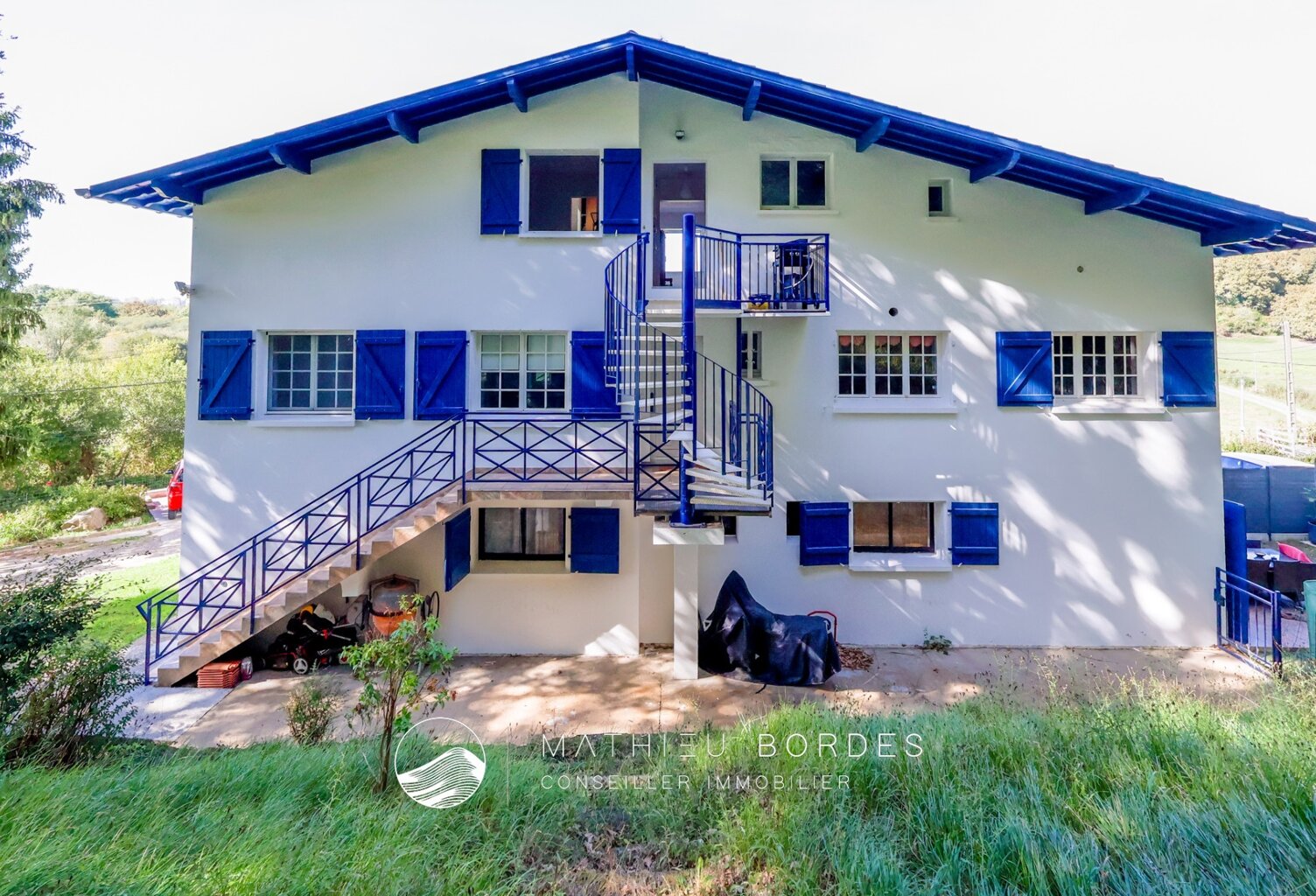 ENSEMBLE IMMOBILIER DE 309 M² – 3 APPARTEMENTS INDÉPENDANTS SUR 2 890 M² DE TERRAIN — photo 1