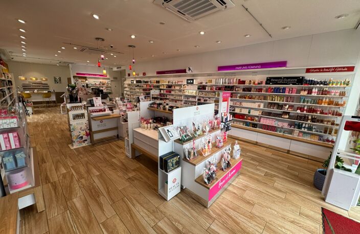 Fonds de commerce à vendre PARFUMERIE INSTITUT DE BEAUTE  REMIRE MONTJOLY (973) — photo 5