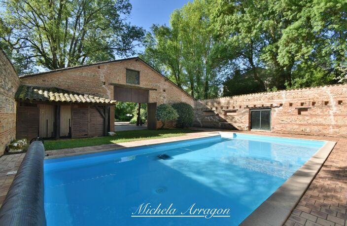 Dpt Lot et Garonne (47), à vendre PINEL HAUTERIVE propriete P6 de 240 m² - Terrain de 21 912,00 m² — photo 3