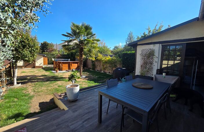 TREMBLAY EN FRANCE - Maison T5 - 115 m2 habitable - Terrain 396 m2 avec piscine — photo 2