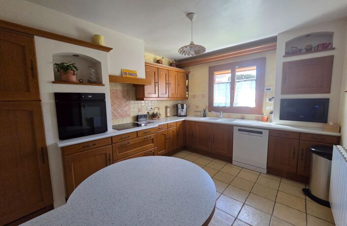 TREMBLAY EN FRANCE - Maison T5 - 115 m2 habitable - Terrain 396 m2 avec piscine — photo 5