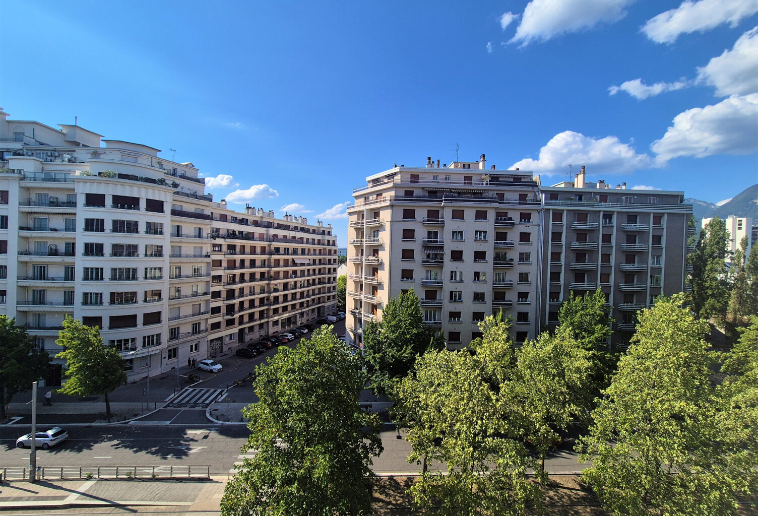 Appartement à vendre 3 pièces GRENOBLE/GUSTAVE RIVET — photo 1