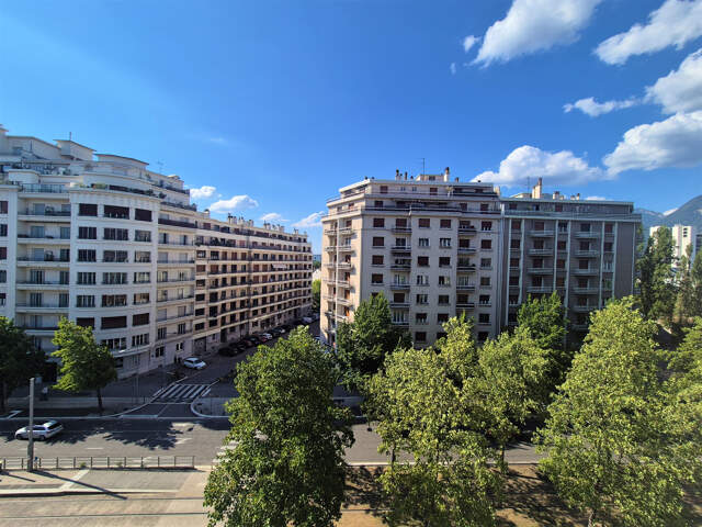 Appartement à vendre 3 pièces GRENOBLE/GUSTAVE RIVET — photo du bien