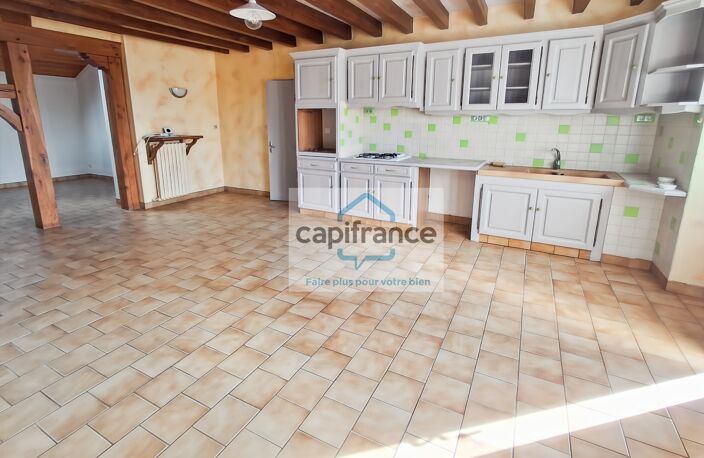 Dpt Sarthe (72), à louer charges comprises LA CHAPELLE GAUGAIN maison P6 de 163,5 m² - Jardin de 200 m² — photo 3