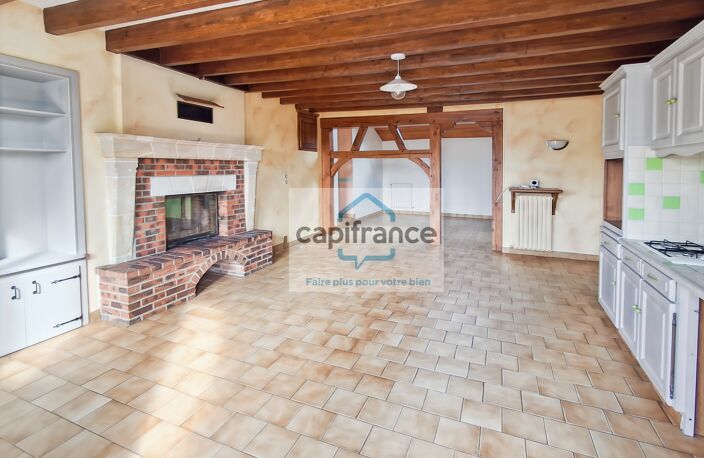 Dpt Sarthe (72), à louer charges comprises LA CHAPELLE GAUGAIN maison P6 de 163,5 m² - Jardin de 200 m² — photo 4