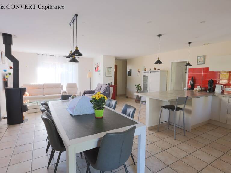 Maison à vendre 6 pièces MEZERIAT (01) plain pied, 910m² terrain , 5 chambres !!! — photo 1
