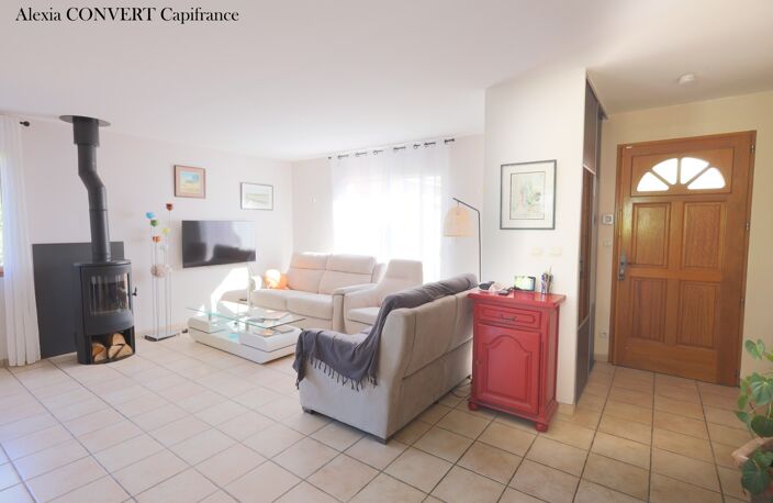 Maison à vendre 6 pièces MEZERIAT (01) plain pied, 910m² terrain , 5 chambres !!! — photo 3