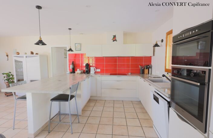 Maison à vendre 6 pièces MEZERIAT (01) plain pied, 910m² terrain , 5 chambres !!! — photo 5