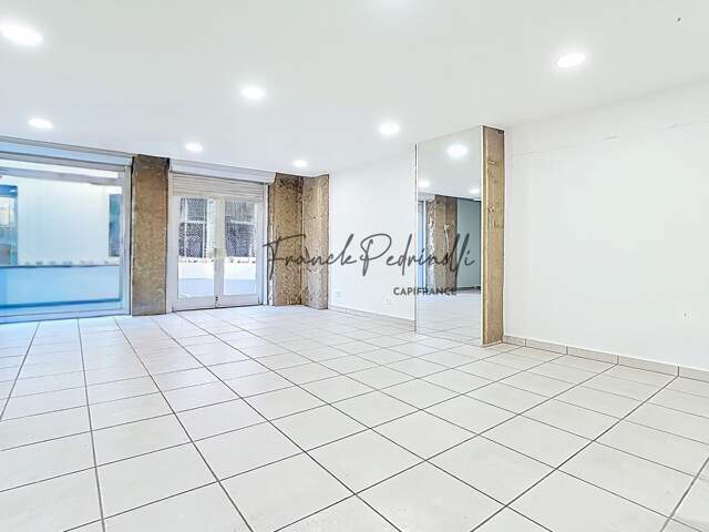 125 m² Locaux commerciaux  / bureaux LYON 6EME / A DIVISER — photo du bien