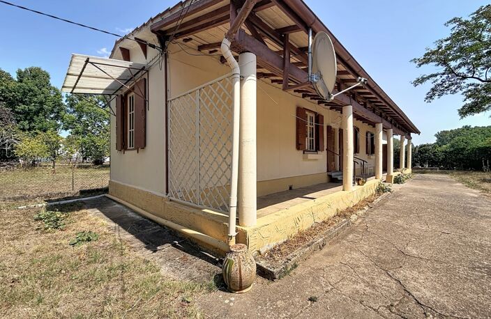Maison à vendre de plain-pied 78 m2 avec jardin à proximité du centre-ville 4 pièces BERGERAC (24) — photo 2