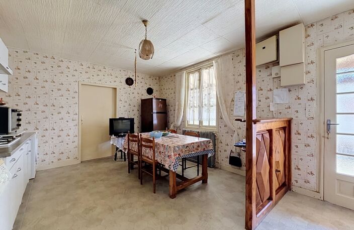 Maison à vendre de plain-pied 78 m2 avec jardin à proximité du centre-ville 4 pièces BERGERAC (24) — photo 4