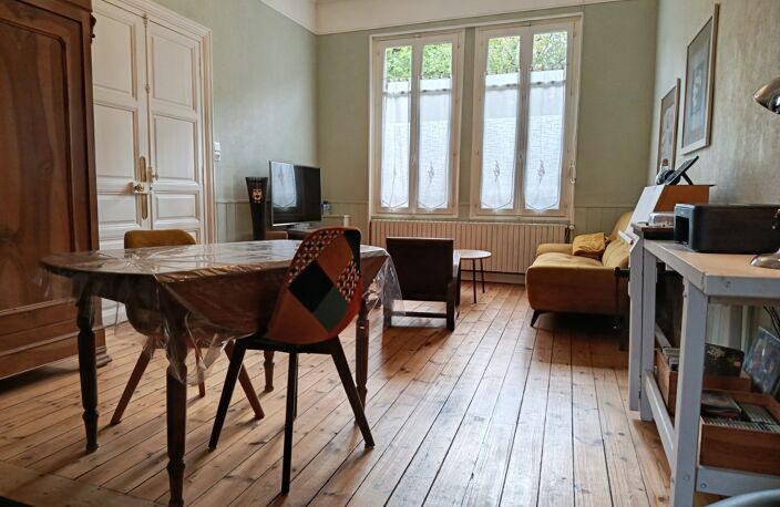 Maison de ville pleine de charme à vendre 5 pièces SAINT MAIXENT L'ECOLE (79) — photo 5