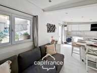 Alleins, maison de plain pied de  83m2 environ établie en zone agricole sur une parcelle de 3033 m2 avec garage attenant — photo 2