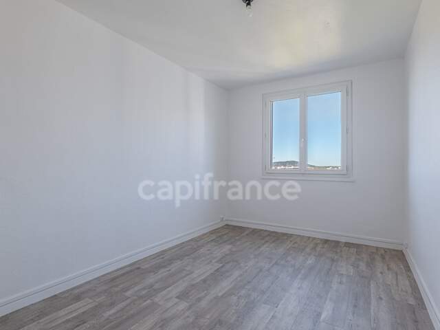 Appartement à vendre 5 pièces  Sainte Foy Les Lyon — photo du bien