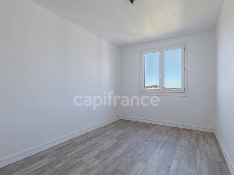 Appartement à vendre 5 pièces  Sainte Foy Les Lyon — photo 1